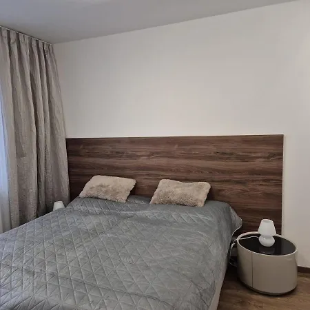 Apartman, Private Garage With Free Parking Kösice